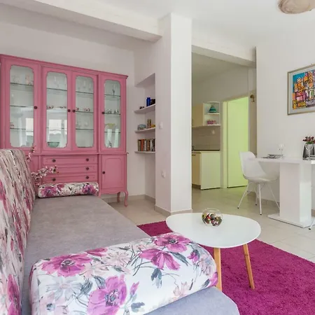 Mara Apartman