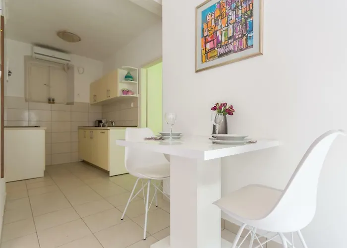 Mara ドゥブロブニク