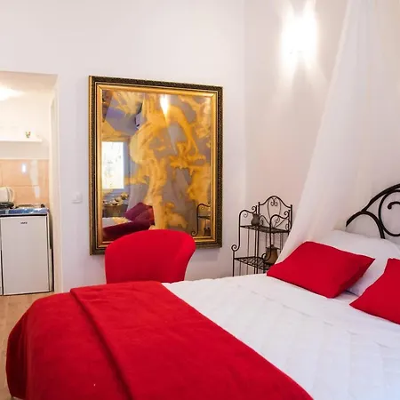 Mara Apartment *